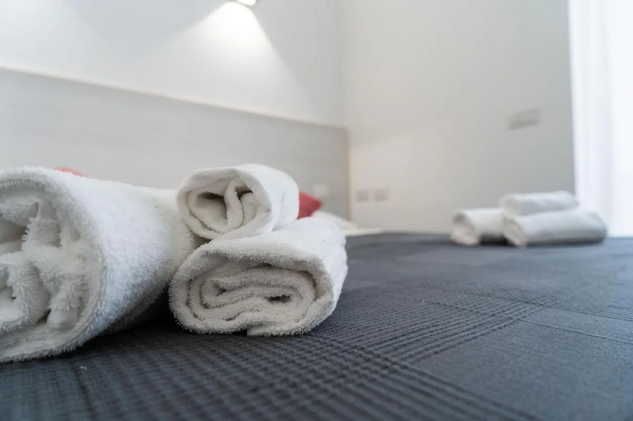 305 Apartment Catania Италия
