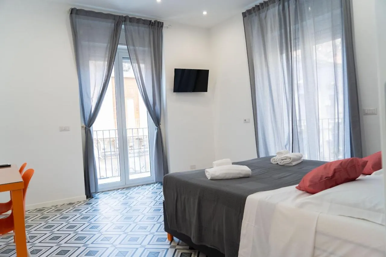 305 Apartment Catania Италия