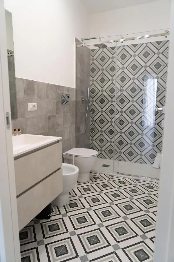 305 Apartment Catania Italy