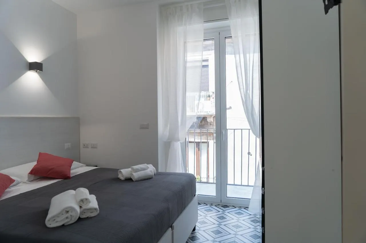 305 Apartment Catania 0*,